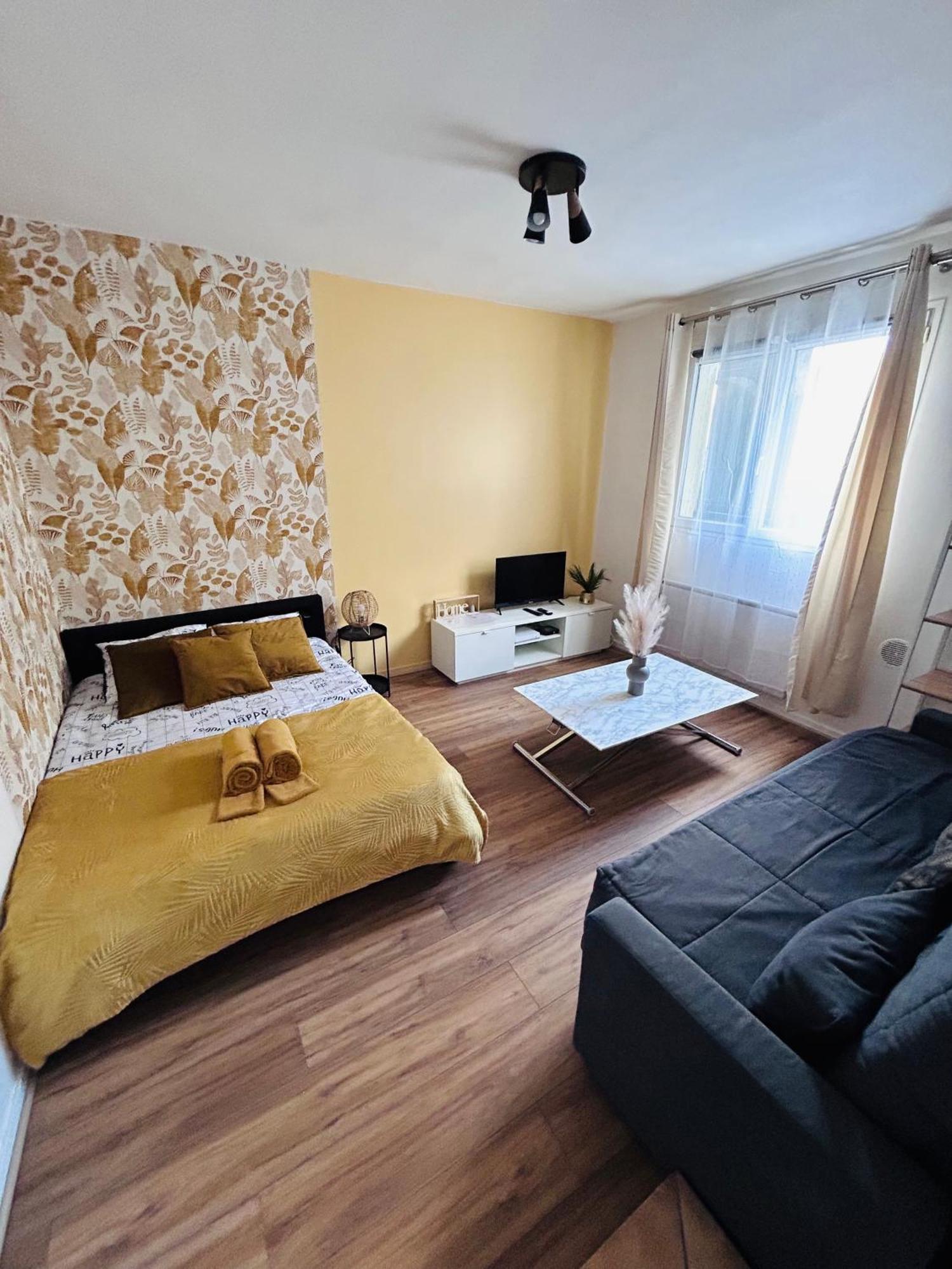 Maisonnette Studio Parc Asterix I Roissy Cdg I Chateau De Chantilly I Paris لا شابيل أو سيرْفا المظهر الخارجي الصورة